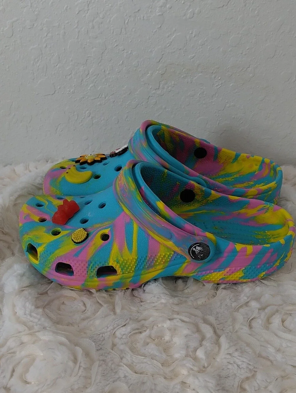 CROCS Tie-Dye Clog Sole in Blue, Pink, Yellow